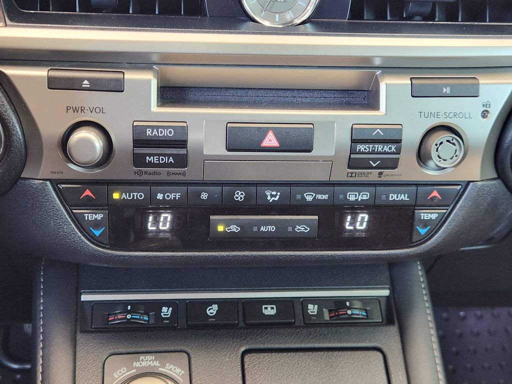 Used 2016 Lexus ES 350 w/ Luxury Package w/Wood Trim FWD image 18