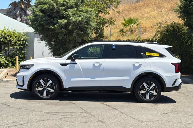 Used 2023 Kia Sorento S w/ Panoramic Sunroof Package FWD image 7
