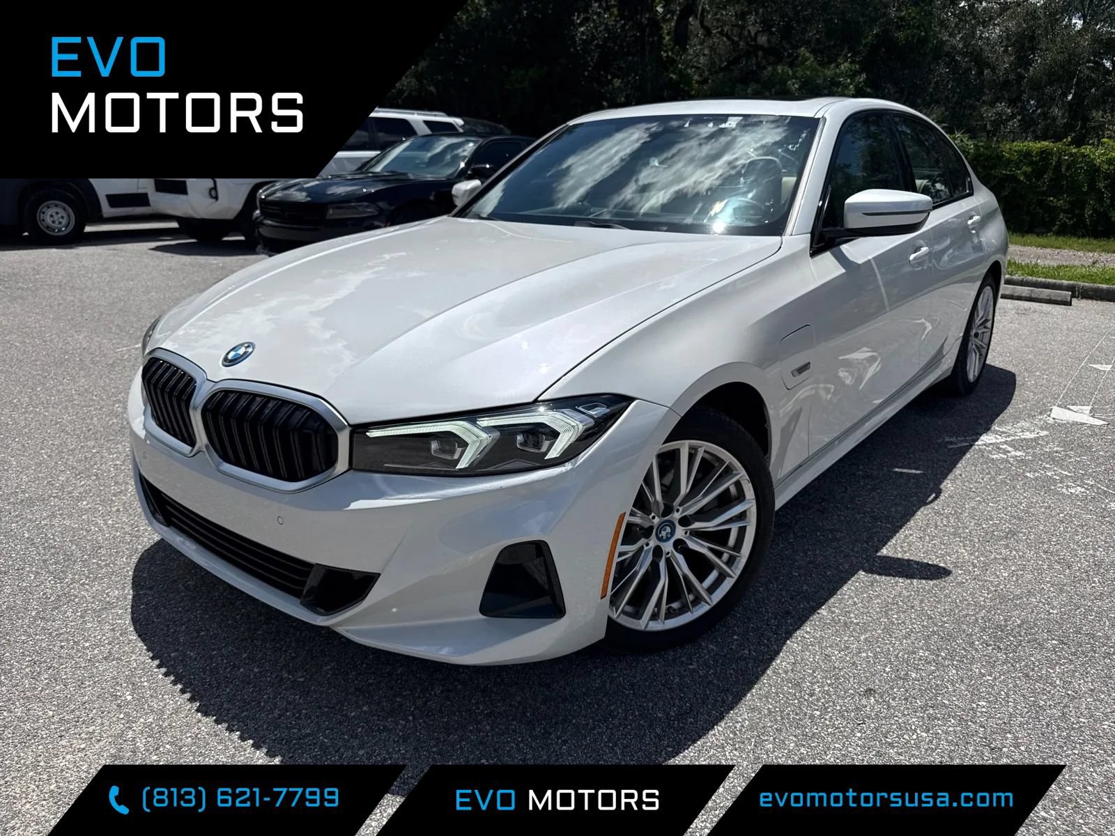 Used 2023 BMW 330e w/ Premium Package RWD image 1