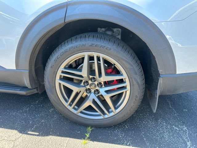 Used 2021 Ford Explorer ST w/ Equipment Group 401A AWD/4WD image 17
