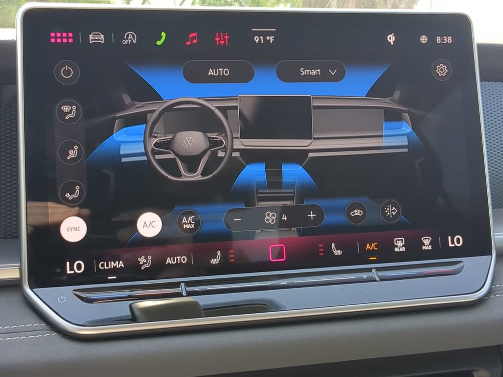 New 2026 Volkswagen Tiguan SE FWD image 20