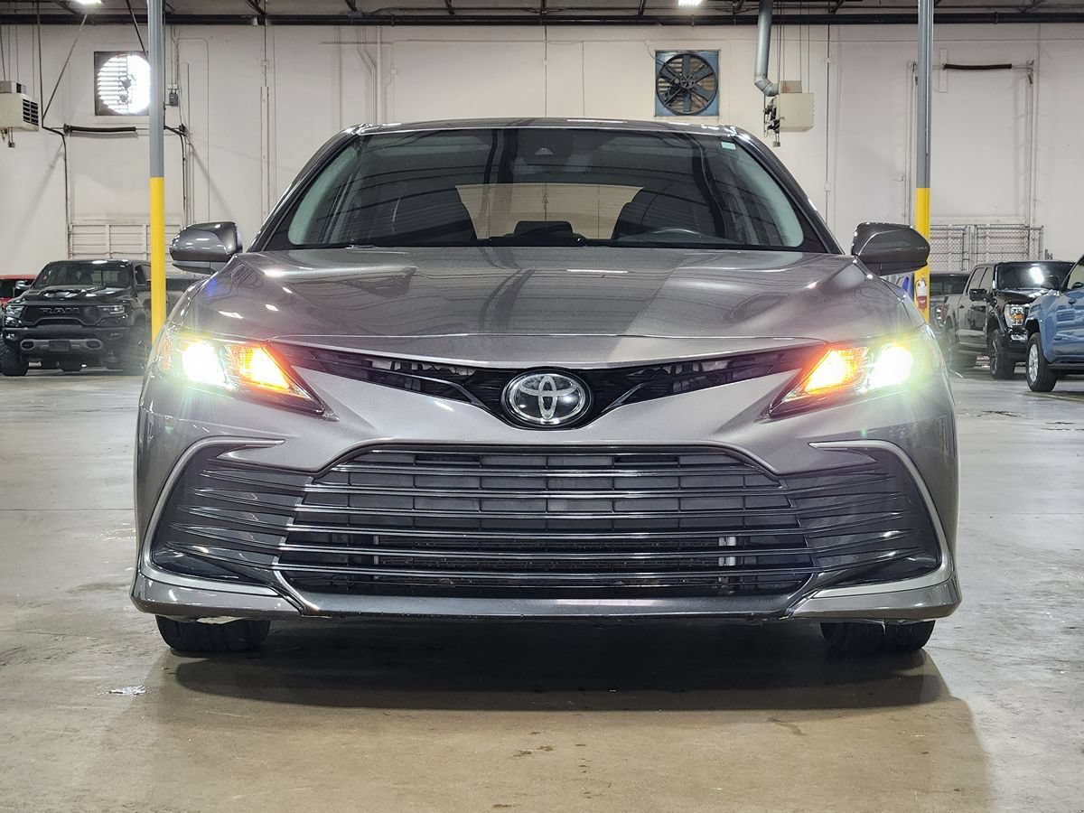 Used 2023 Toyota Camry LE FWD image 2