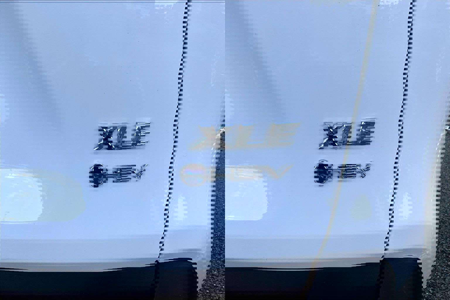 Used 2025 Toyota RAV4 XLE image 8