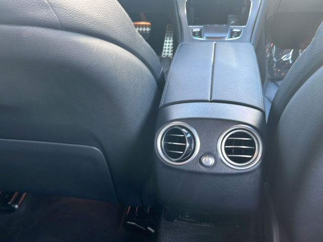 Used 2021 Mercedes-Benz GLC 300 4MATIC image 12