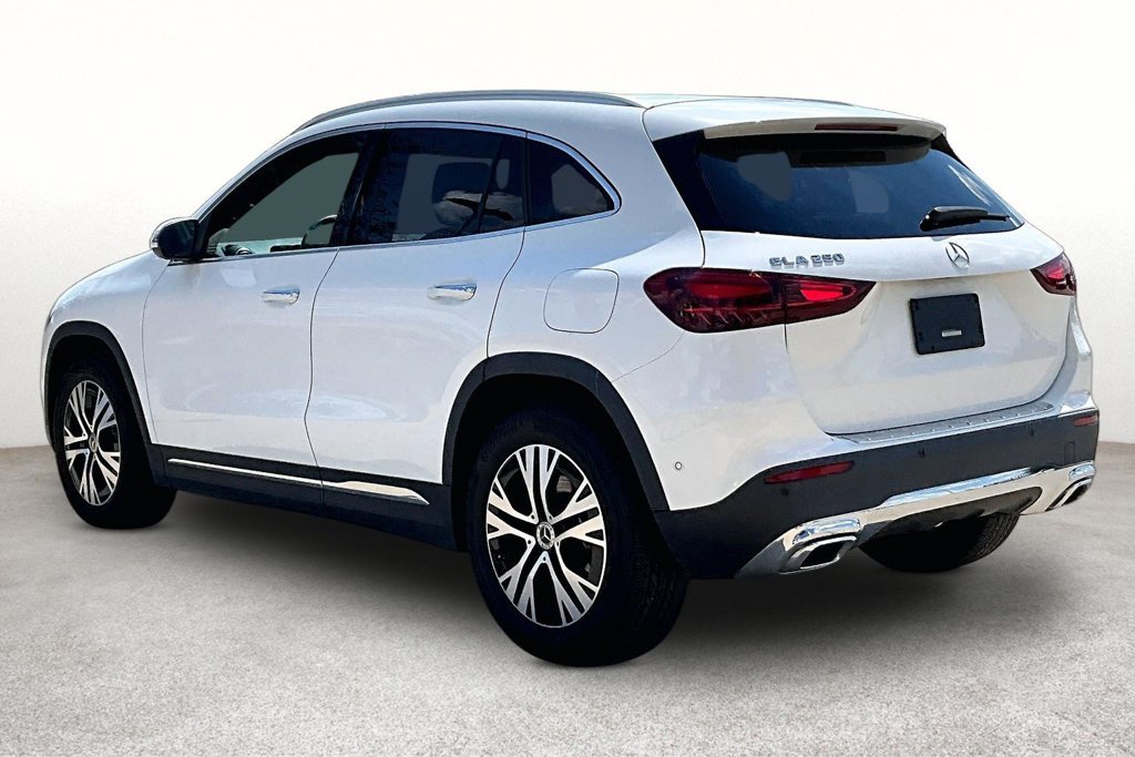 Used 2025 Mercedes-Benz GLA 250 image 14