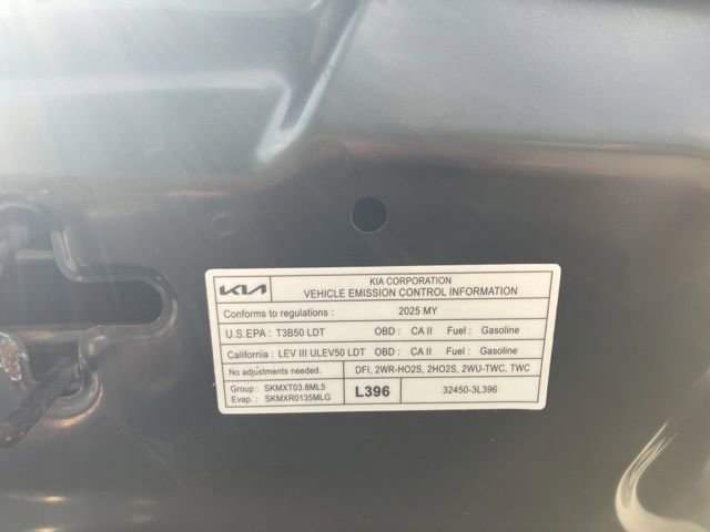 Used 2025 Kia Telluride S FWD image 57