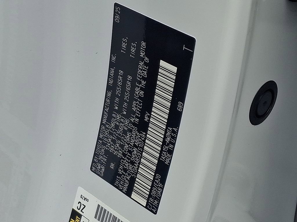 Used 2026 Toyota Grand Highlander LE image 27