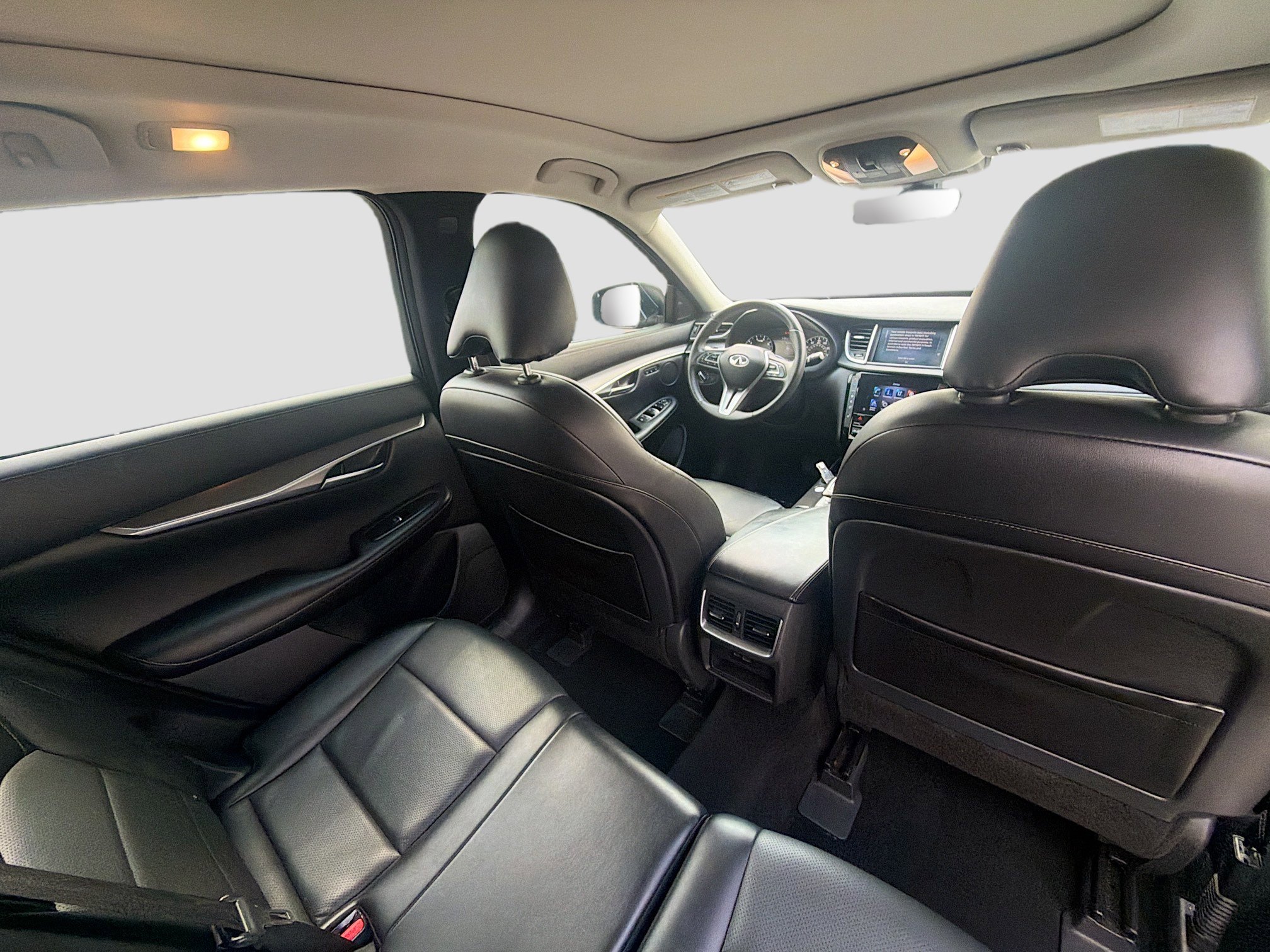 Used 2024 INFINITI QX50 Luxe w/ Accent Package FWD image 31