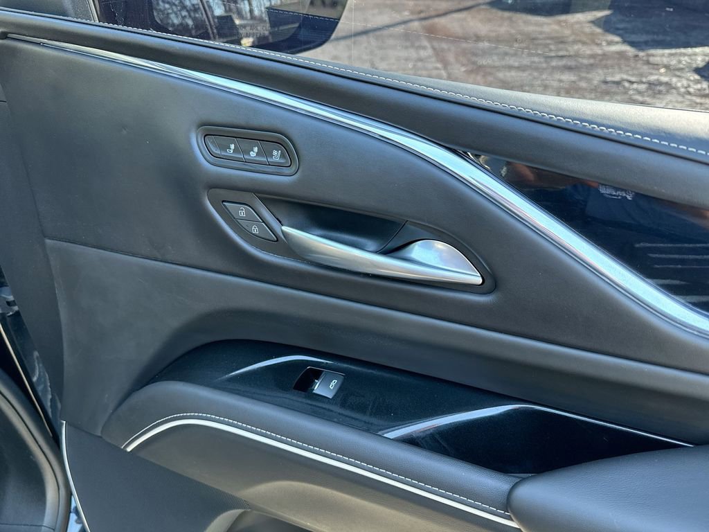 Used 2024 Cadillac Escalade V image 33