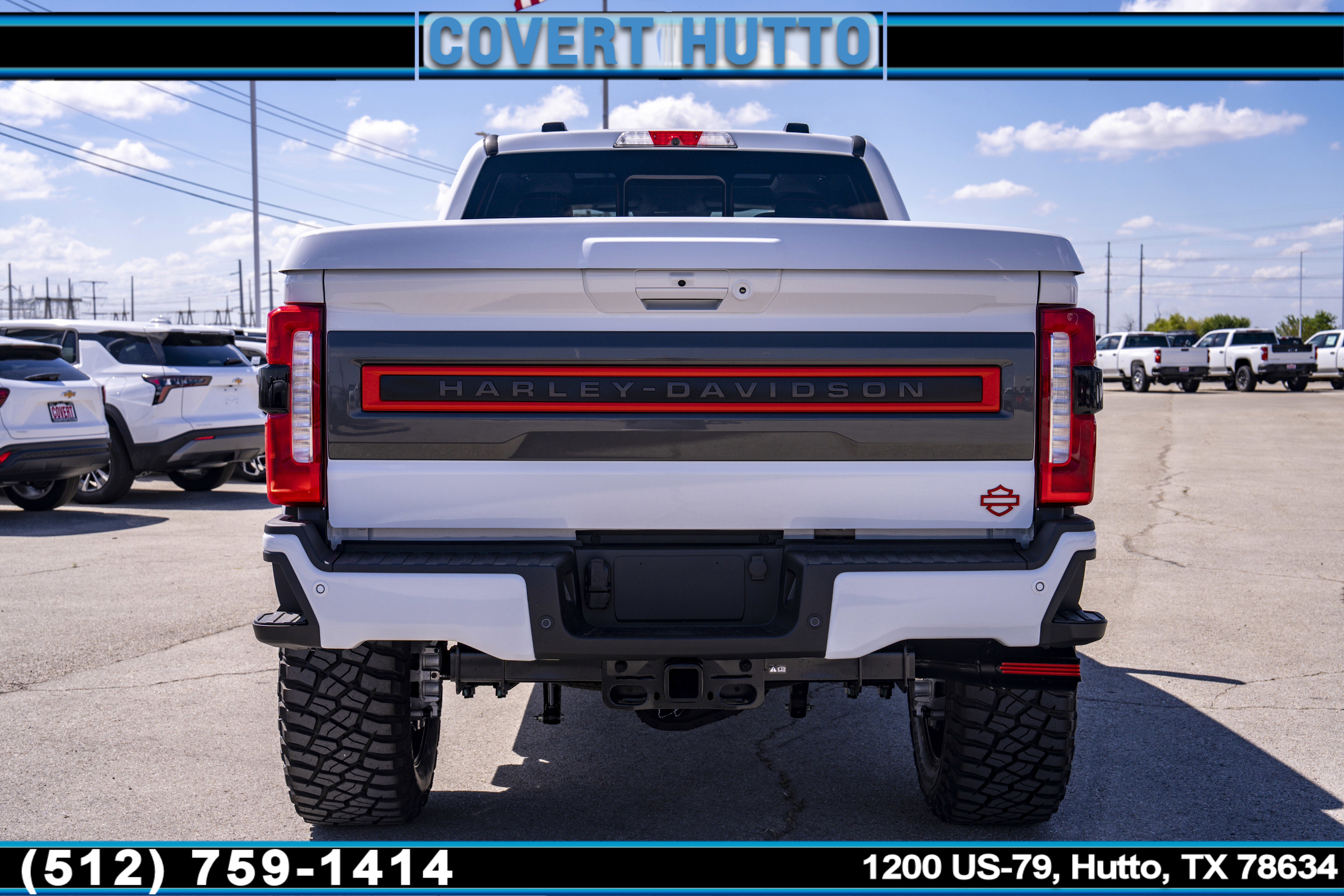 New 2026 Ford F250 Lariat w/ Black Appearance Package image 7