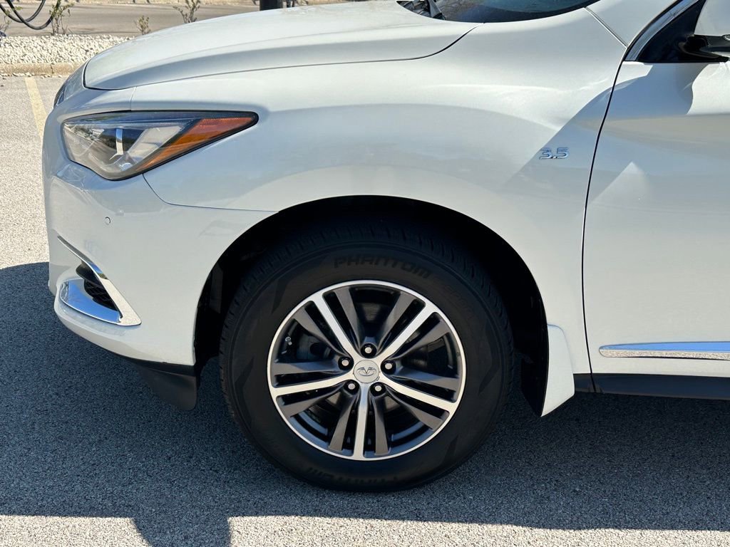 Used 2017 INFINITI QX60 Luxe w/ Premium Plus Package AWD/4WD image 11