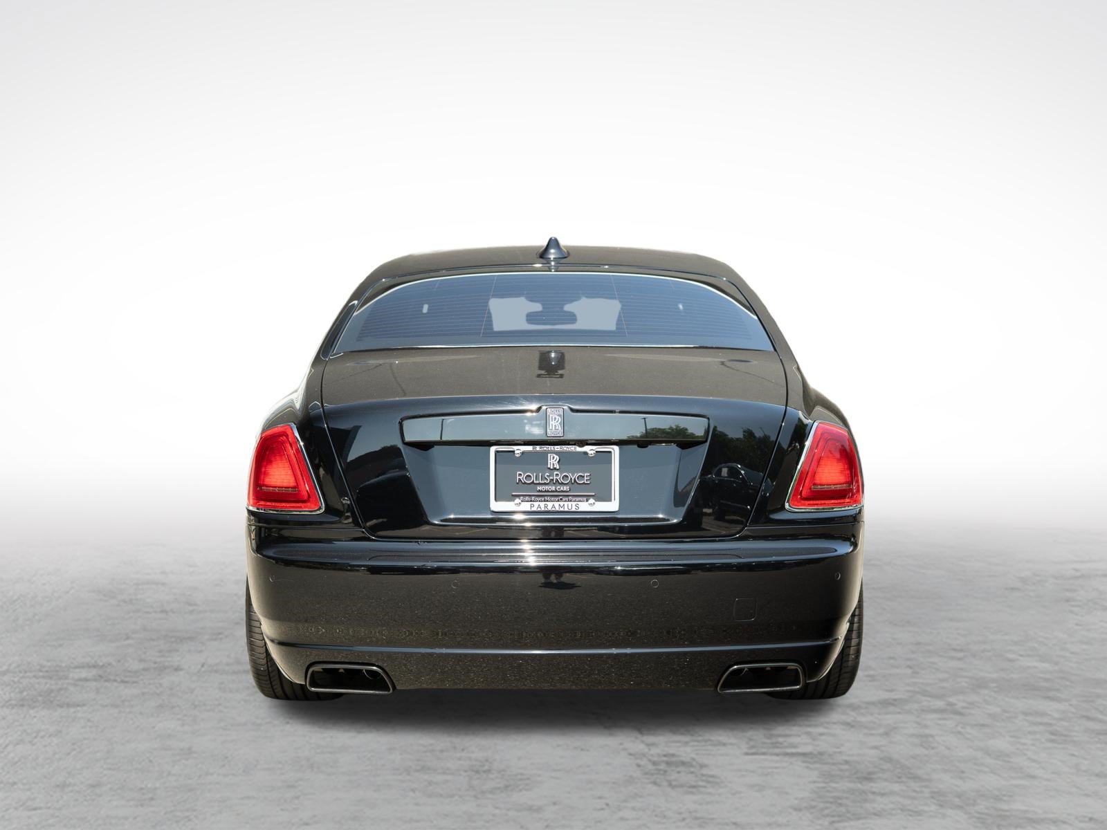 Certified 2018 Rolls-Royce Ghost RWD image 9