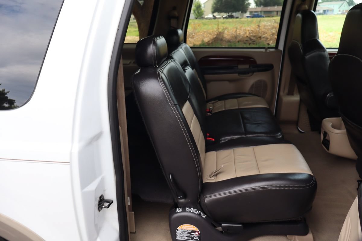 Used 2005 Ford Excursion Eddie Bauer AWD/4WD image 23