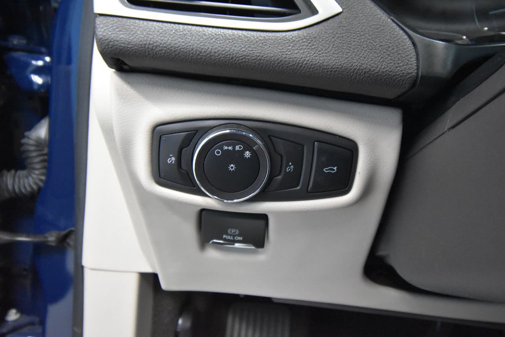Used 2020 Lincoln MKZ Reserve w/ Elements Package FWD image 10
