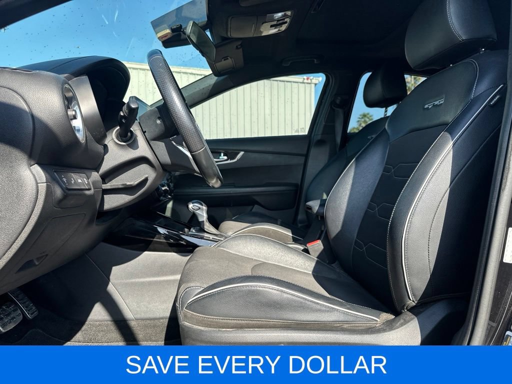 Used 2021 Kia Forte GT-Line w/ GT-Line Premium Package FWD image 10