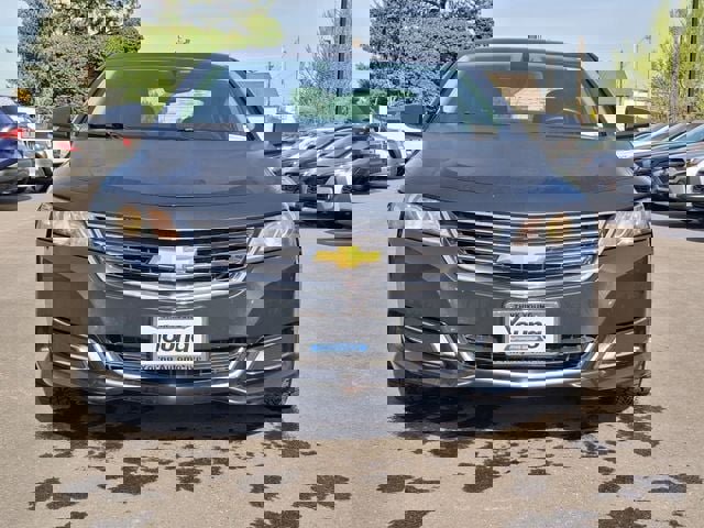 Used 2015 Chevrolet Impala LT image 8