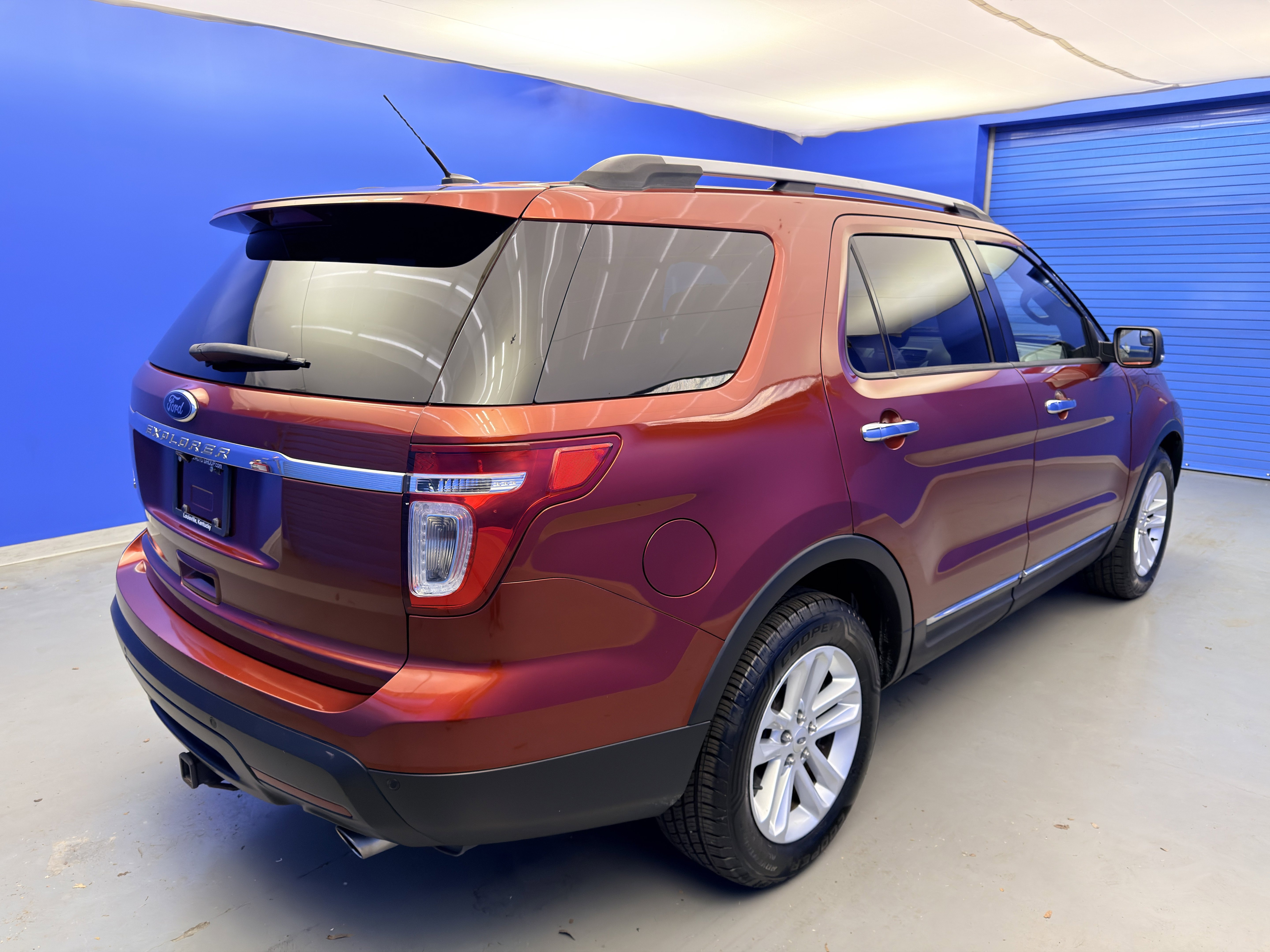 Used 2014 Ford Explorer XLT w/ Equipment Group 202A image 7