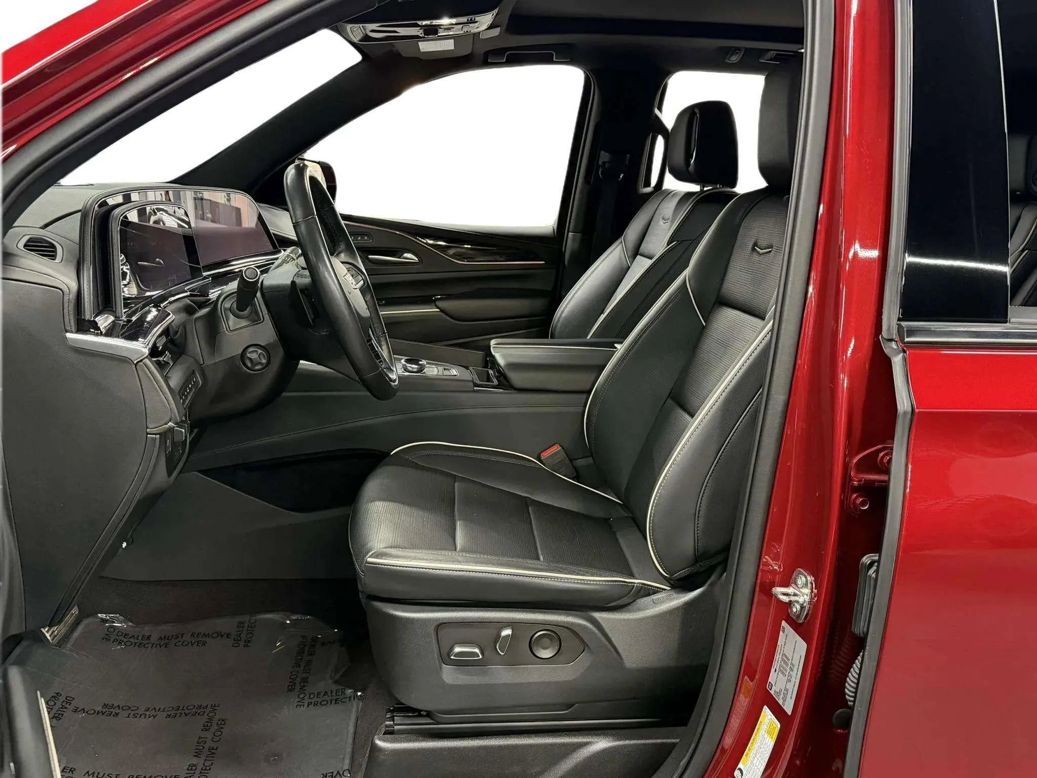 Used 2023 Cadillac Escalade Sport w/ LPO, ONYX Package image 10