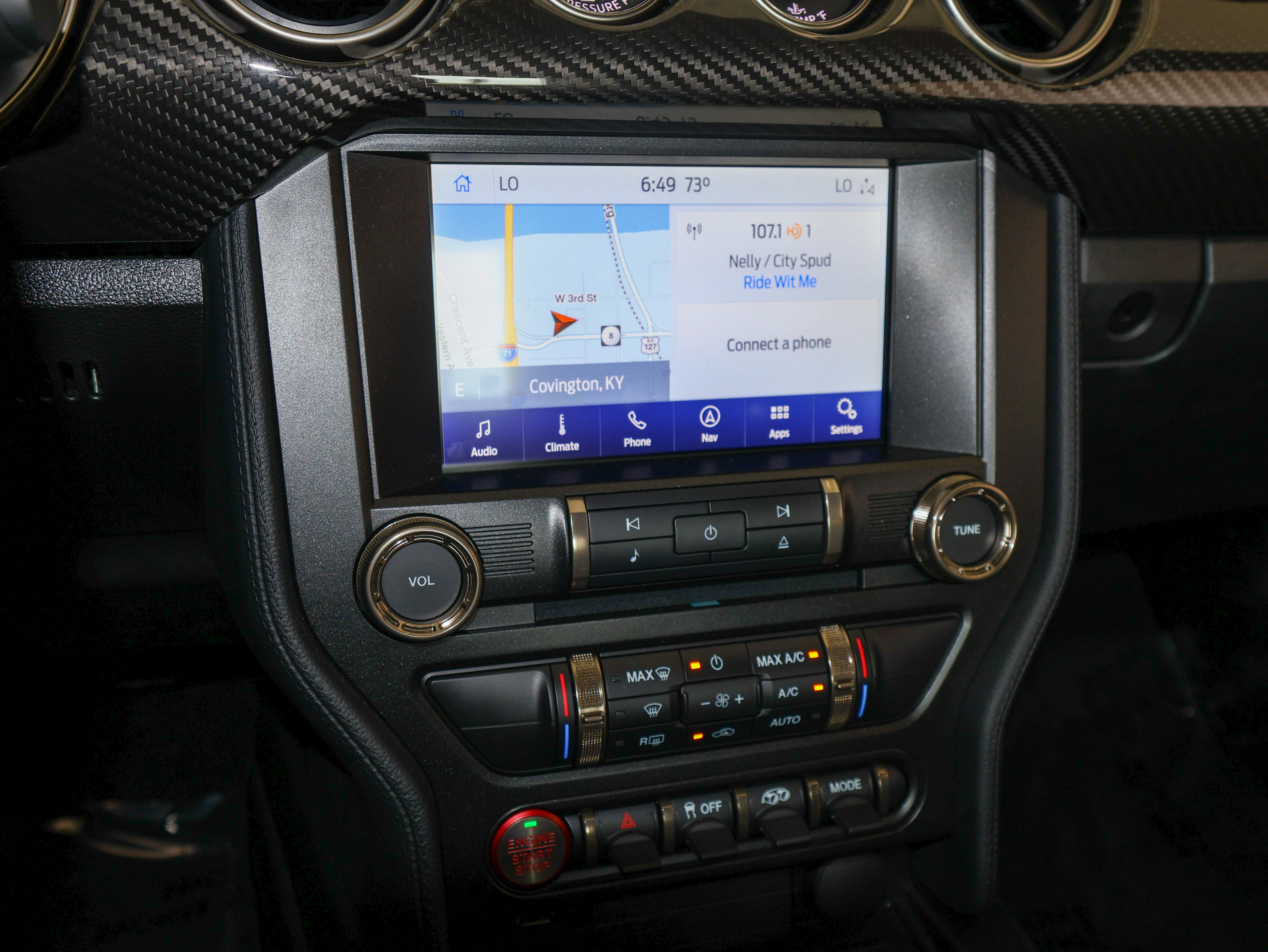 Used 2020 Ford Mustang Shelby GT500 w/ Carbon Fiber Track Pack RWD image 29