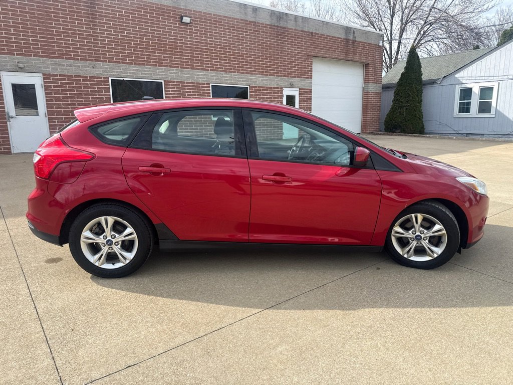 Used 2012 Ford Focus SE FWD image 4