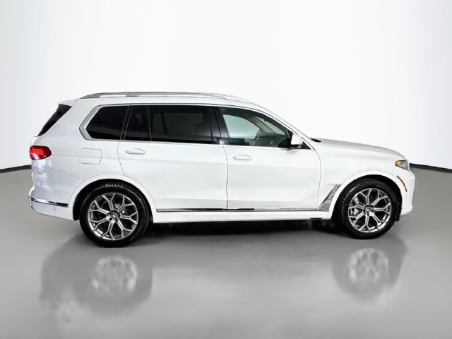 Used 2021 BMW X7 xDrive40i w/ Premium Package AWD/4WD image 11