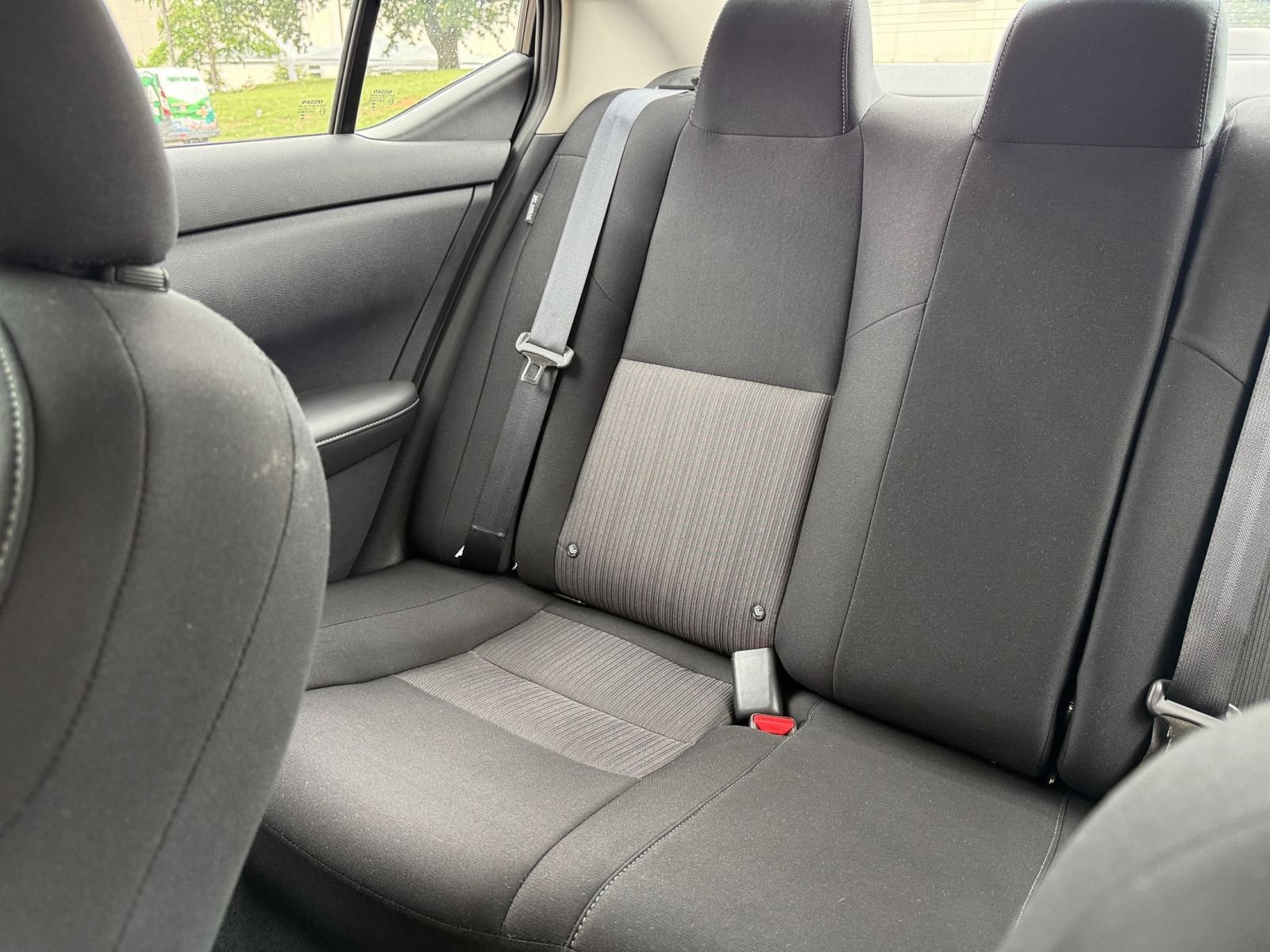 Used 2025 Nissan Sentra SV FWD image 39
