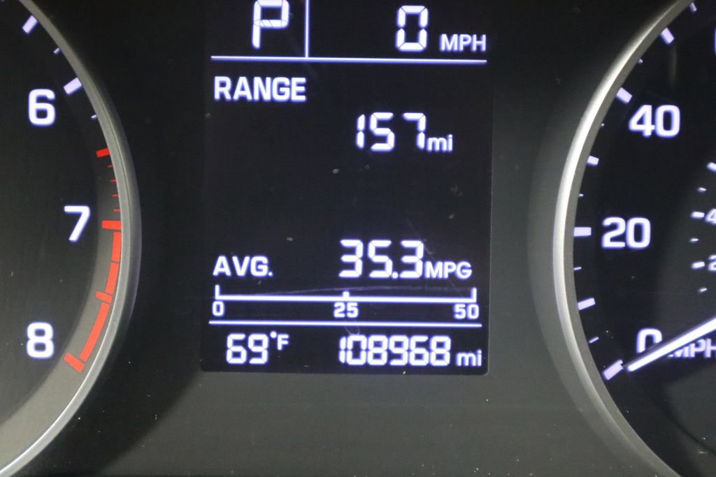 Used 2017 Hyundai Elantra SE FWD image 27