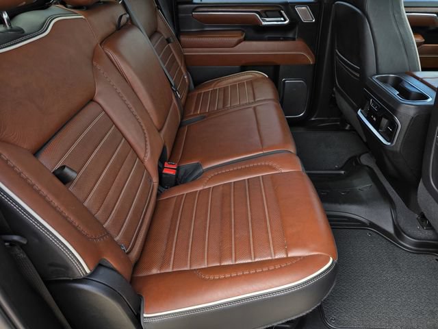 Used 2024 GMC Sierra 2500 Denali Ultimate AWD/4WD image 35