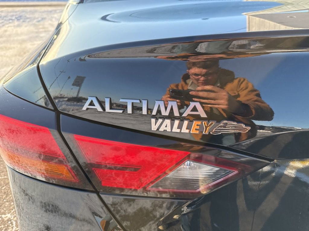Used 2024 Nissan Altima 2.5 SV image 9