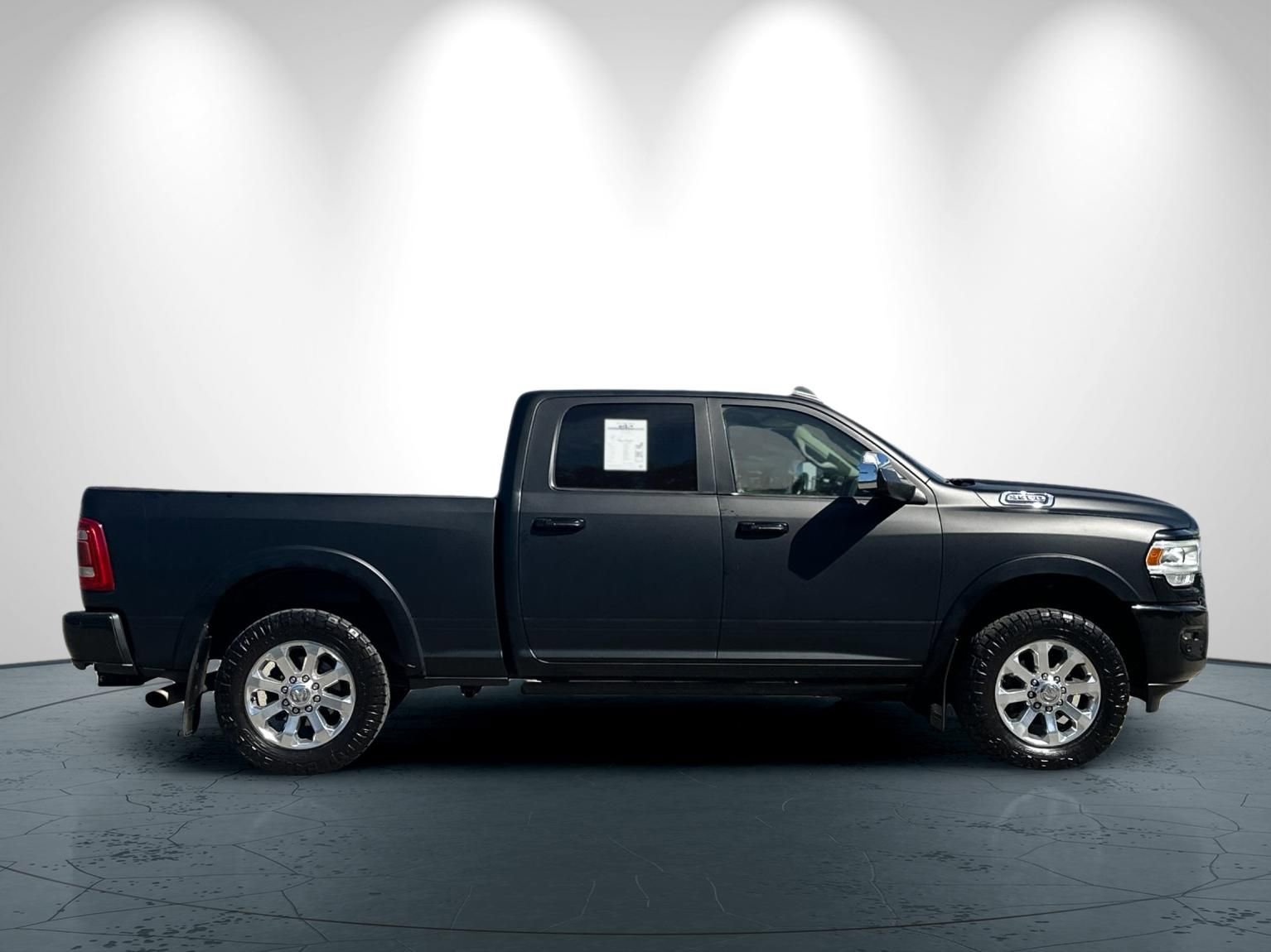 Used 2019 RAM 3500 Laramie image 3