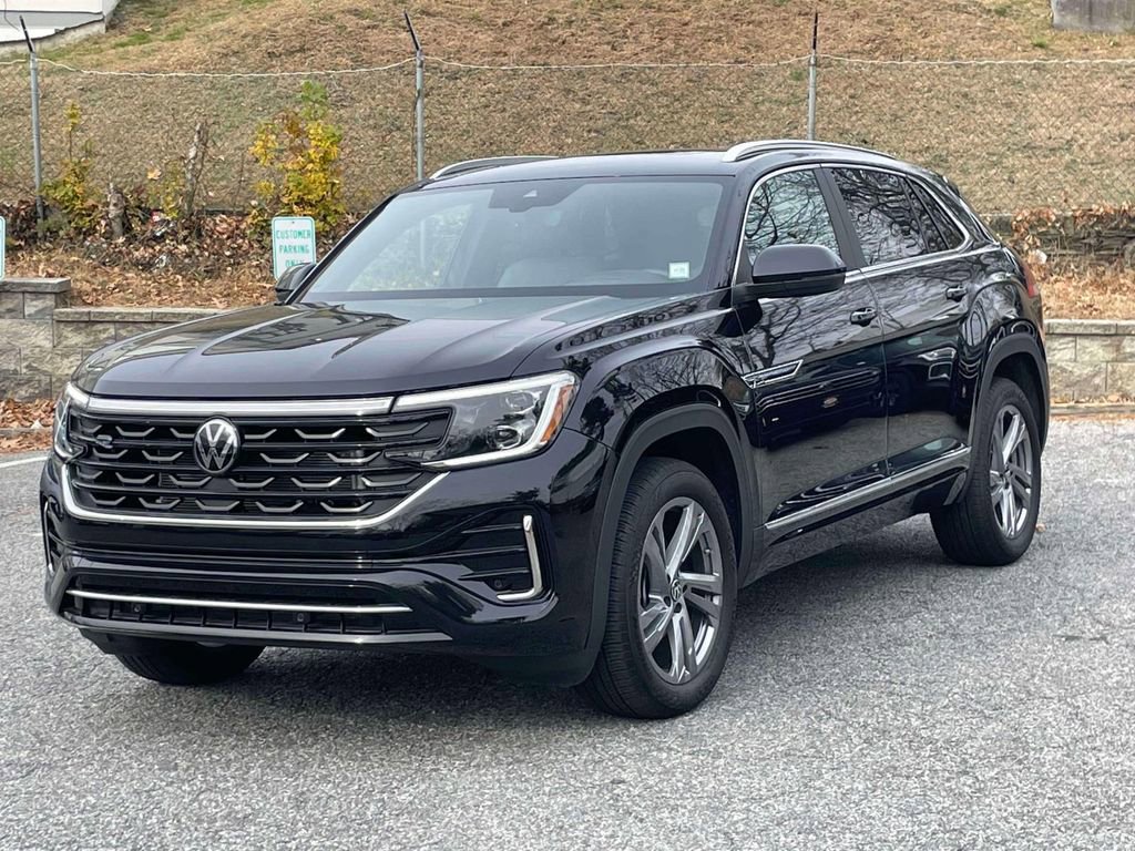 New 2024 Volkswagen Atlas Cross Sport SEL R-Line image 4