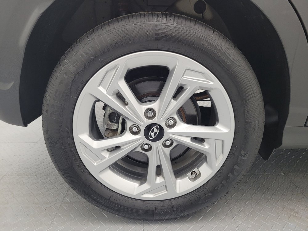 Used 2023 Hyundai Kona SEL w/ Cargo Package AWD/4WD image 31