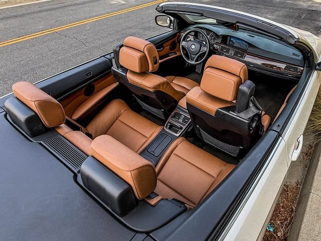 Used 2010 BMW 335i Convertible RWD image 31