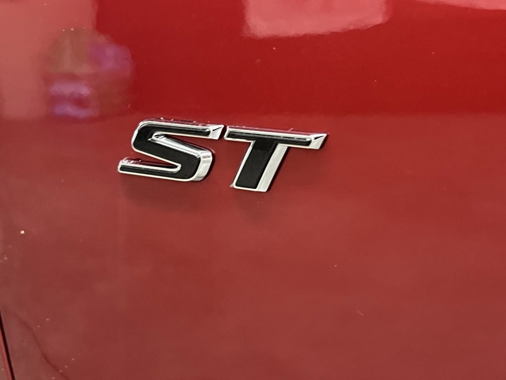 New 2026 Buick Enclave Sport Touring w/ Power Package image 8