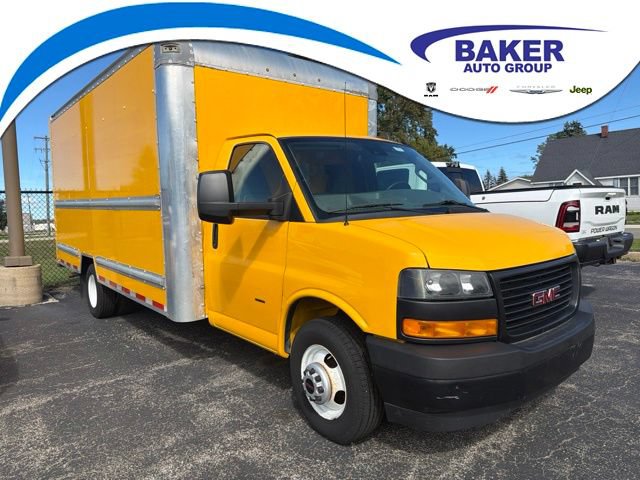 Used 2021 GMC Savana 3500 Extended w/ Power Convenience Package RWD image 1