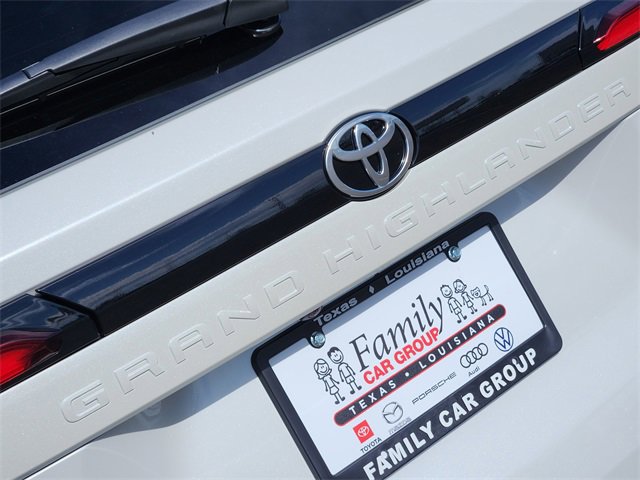 New 2026 Toyota Grand Highlander AWD Hybrid image 8