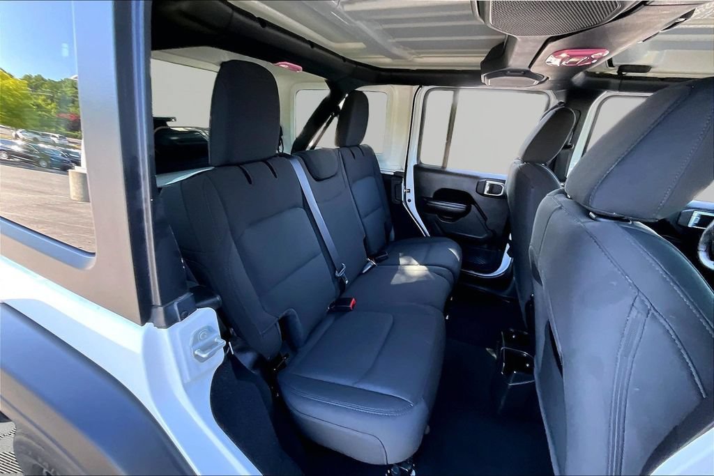 Used 2022 Jeep Wrangler Unlimited Sport AWD/4WD image 17
