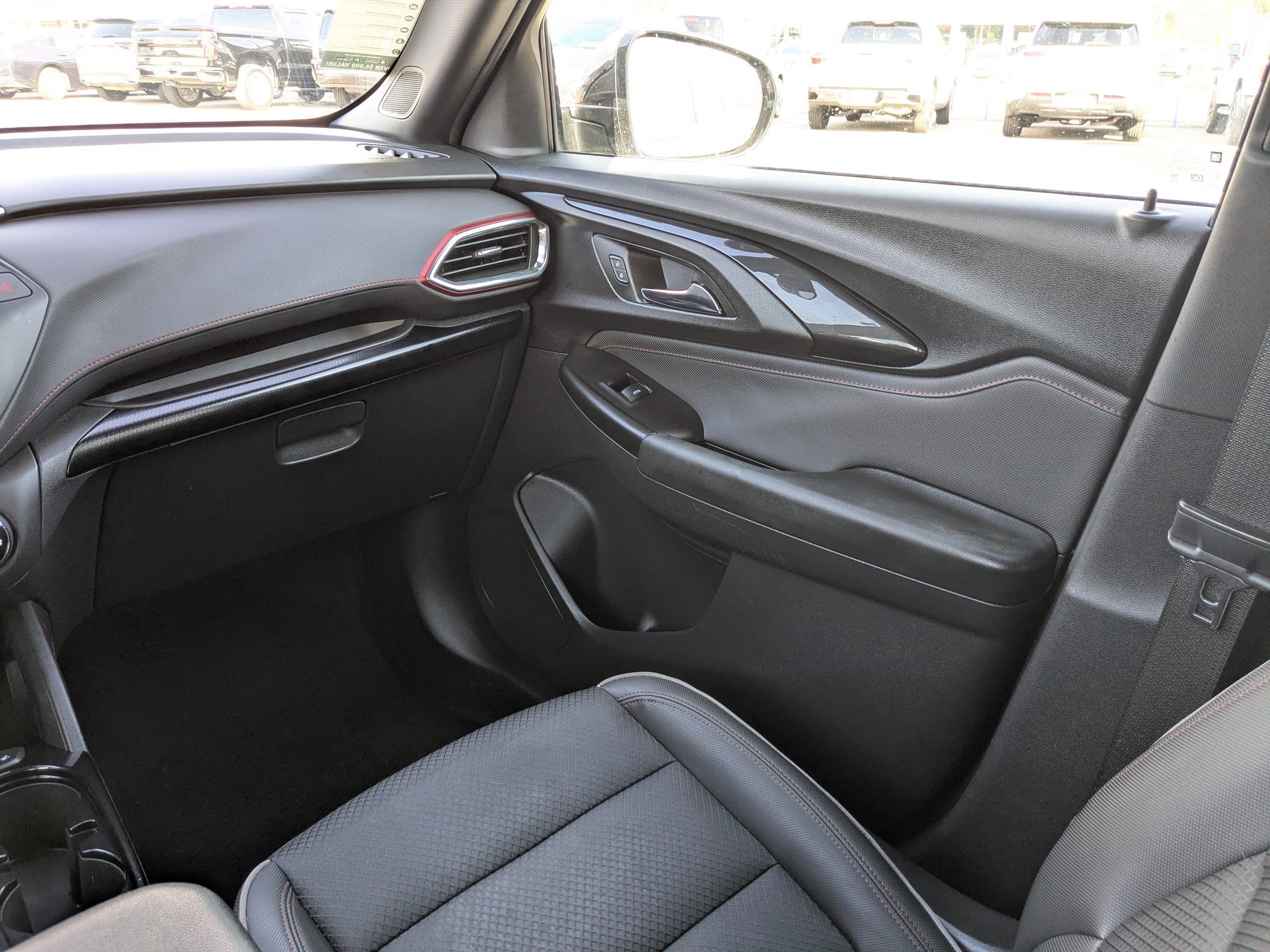 Used 2022 Chevrolet TrailBlazer RS image 15