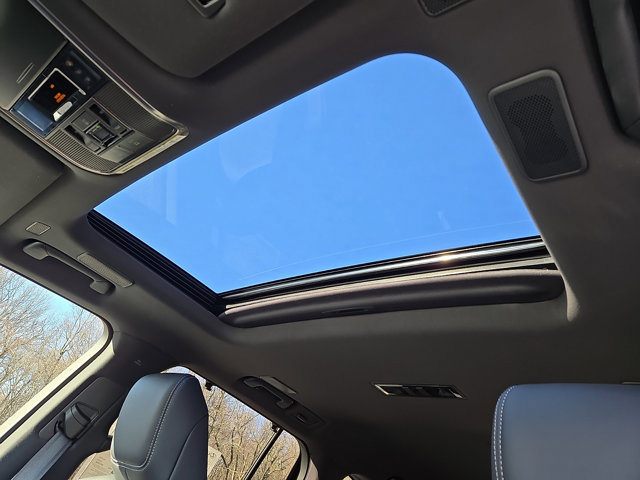 New 2026 Lexus LX 600 4WD w/ Luxury Package image 10