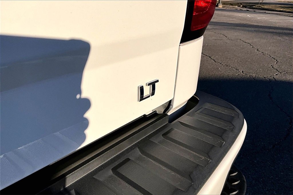 Used 2018 Chevrolet Silverado 1500 LT w/ All Star Edition image 10