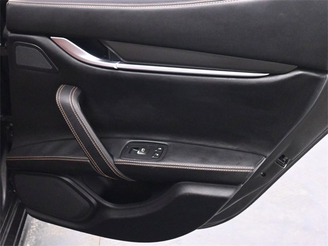 Used 2017 Maserati Ghibli image 15