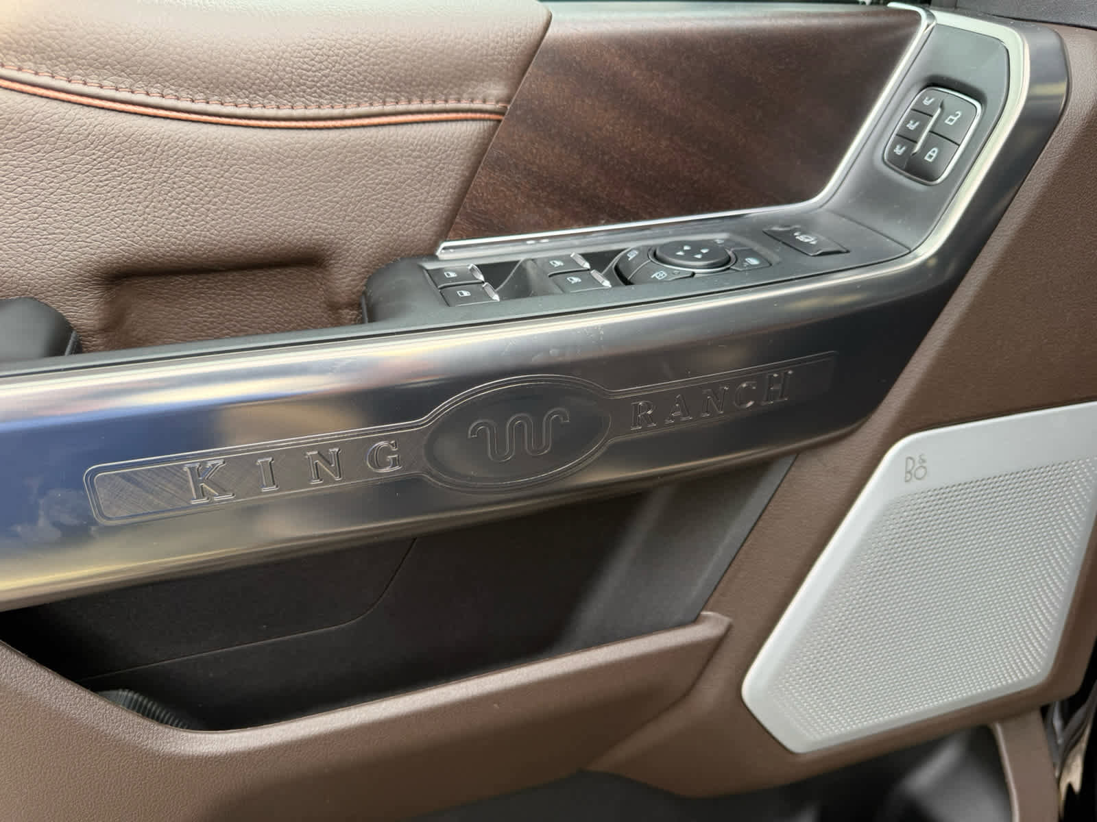 New 2026 Ford F350 King Ranch w/ FX4 Off-Road Package image 11