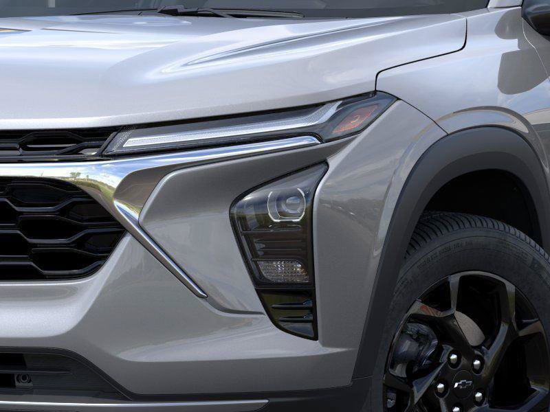 Used 2026 Chevrolet Trax LT w/ Driver Confidence Package FWD image 10