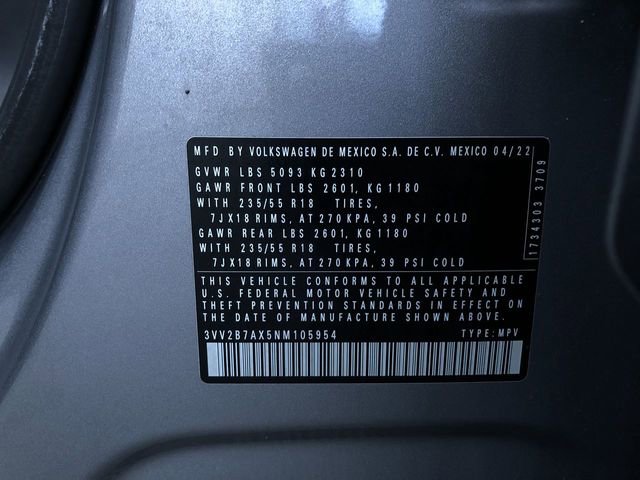 Used 2022 Volkswagen Tiguan SE image 34