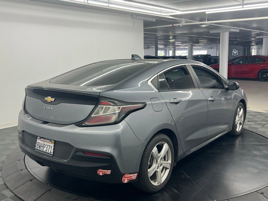 Used 2018 Chevrolet Volt LT w/ Comfort Package image 5