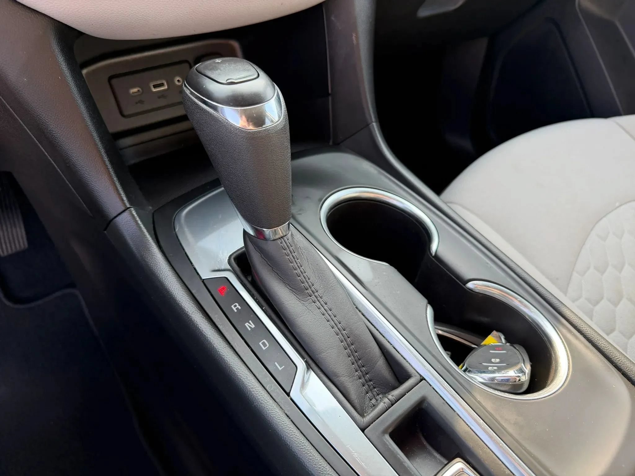 Used 2021 Chevrolet Equinox LS w/ LS Convenience Package FWD image 22