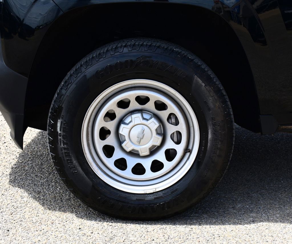 Used 2023 Chevrolet Colorado W/T RWD image 6