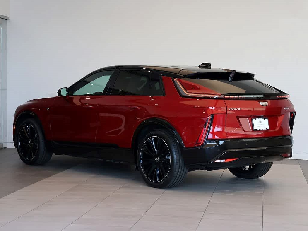 Used 2025 Cadillac Lyriq Sport AWD/4WD image 3