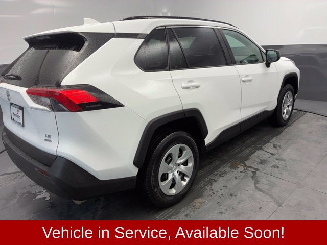 Used 2021 Toyota RAV4 LE AWD/4WD image 6