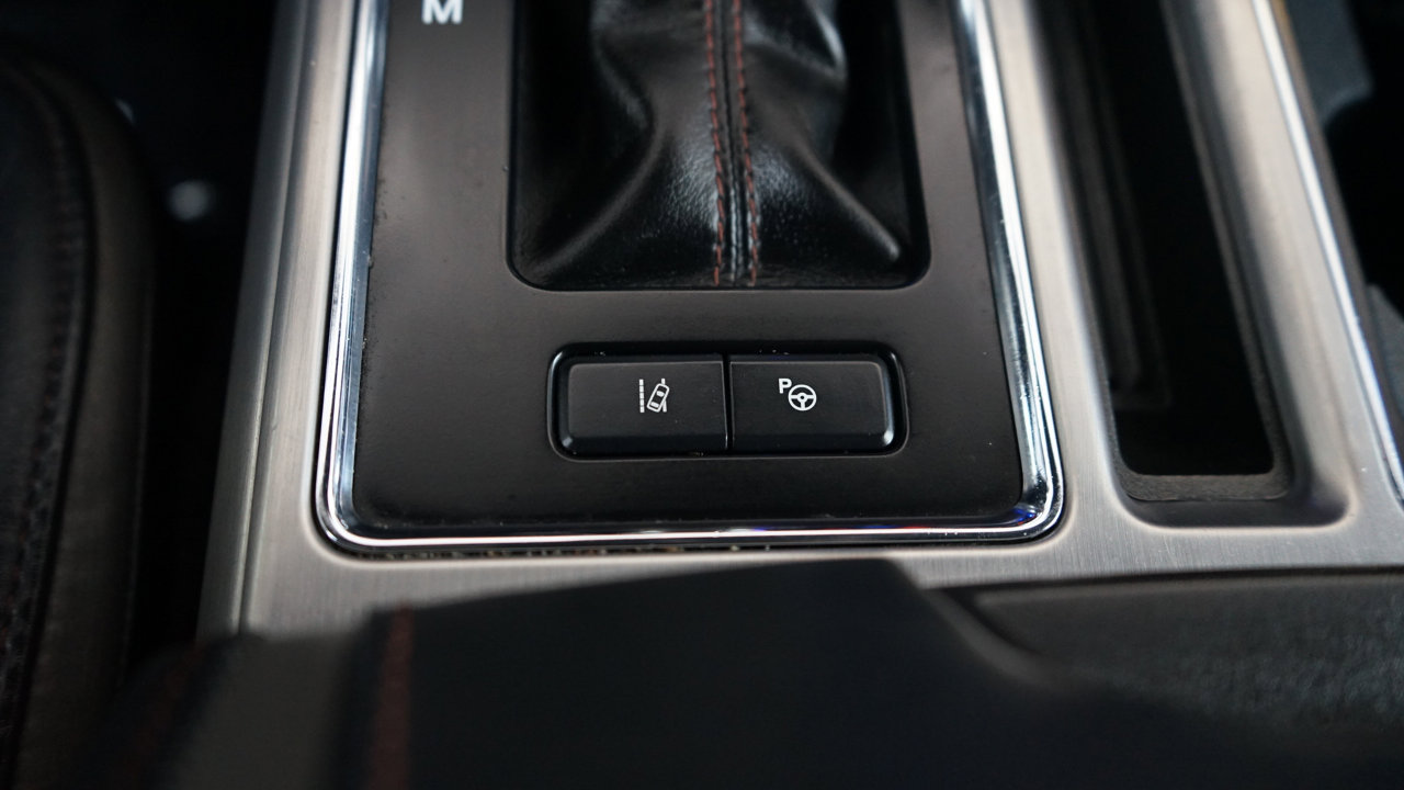 Used 2019 Ford F150 Platinum w/ Equipment Group 701A Luxury image 19